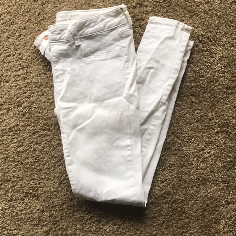 American Eagle white skinny jeans